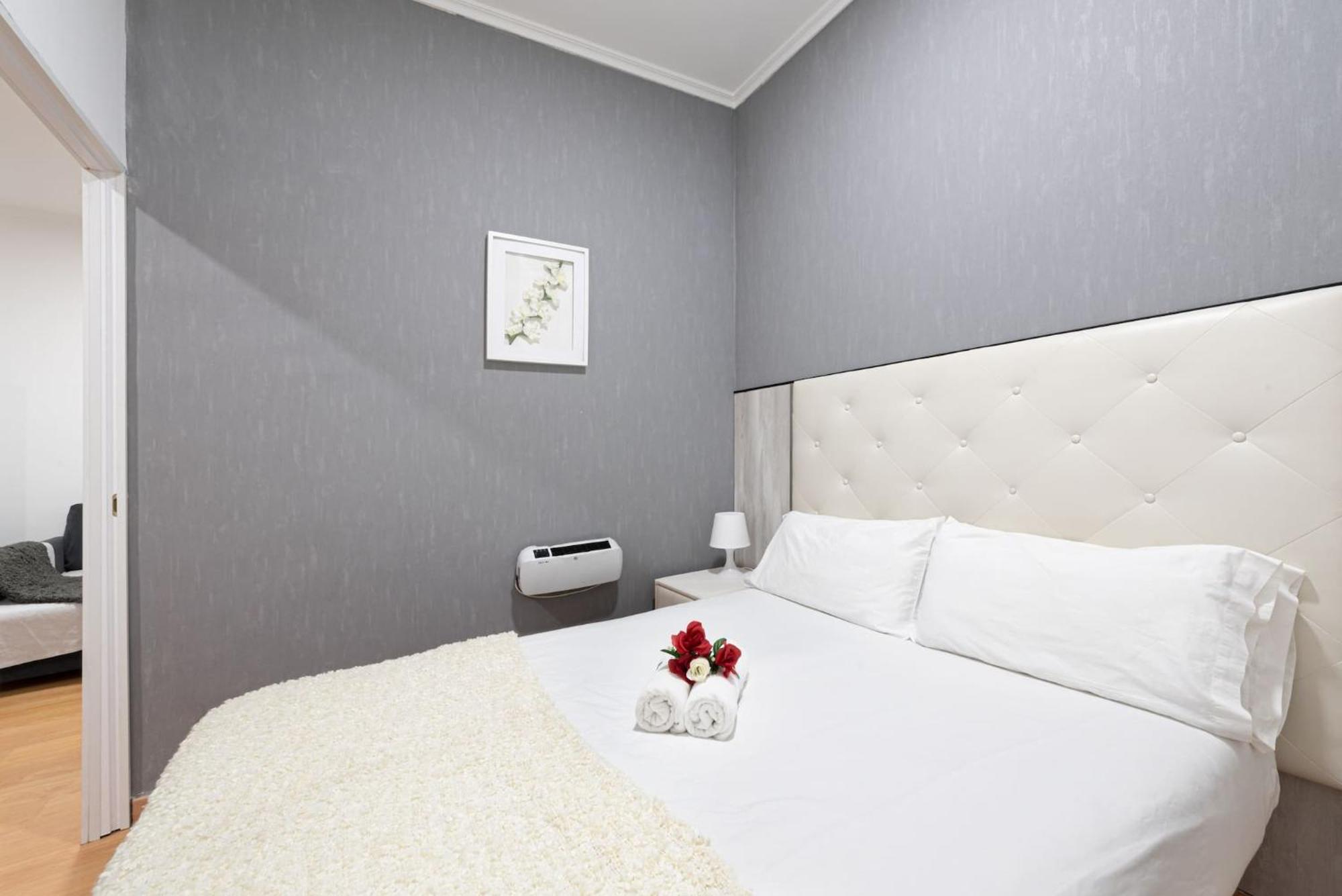 Apartamentos Day Madrid Luna Centro Gran Via Sol Malasana Экстерьер фото