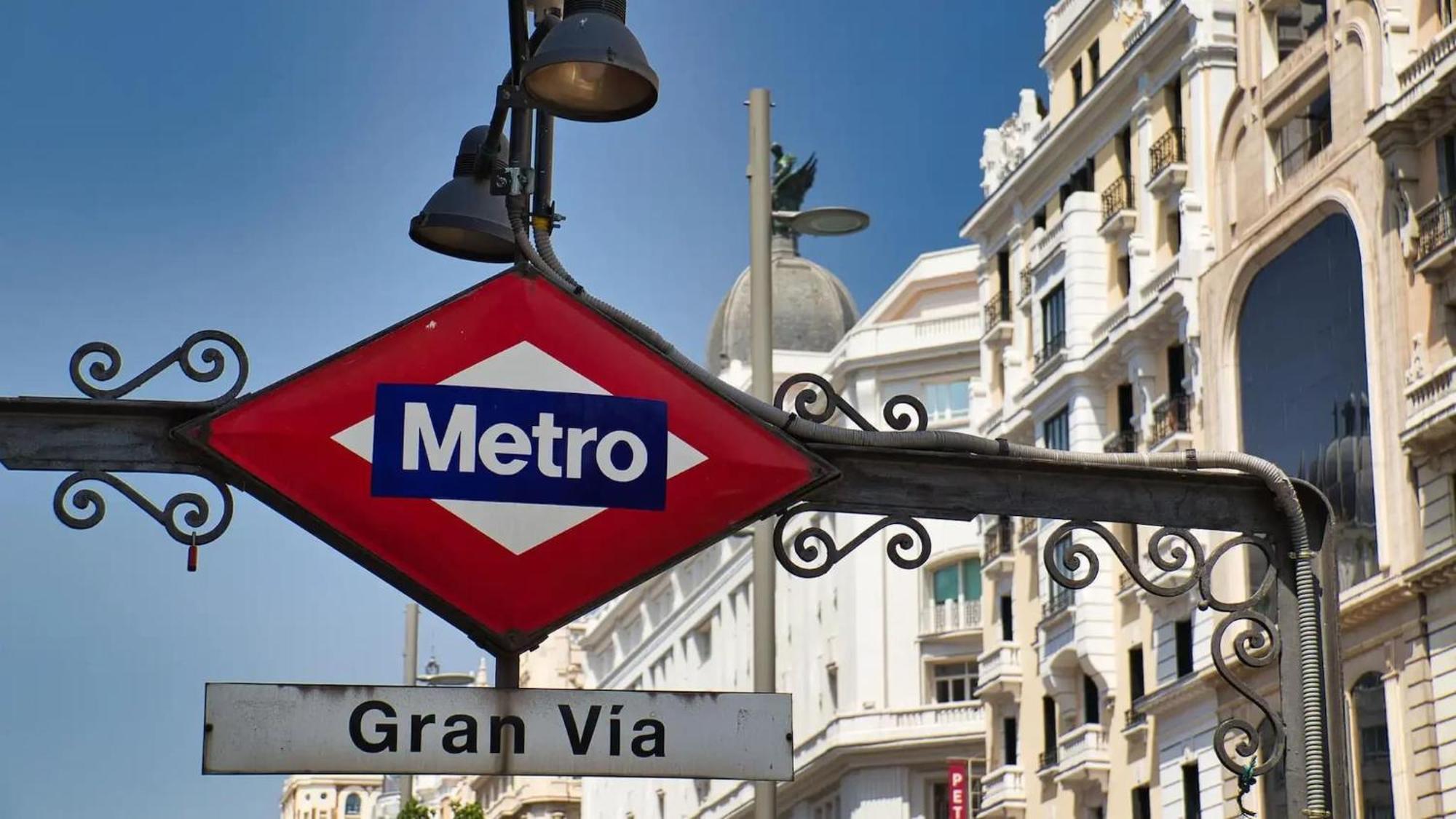 Apartamentos Day Madrid Luna Centro Gran Via Sol Malasana Экстерьер фото