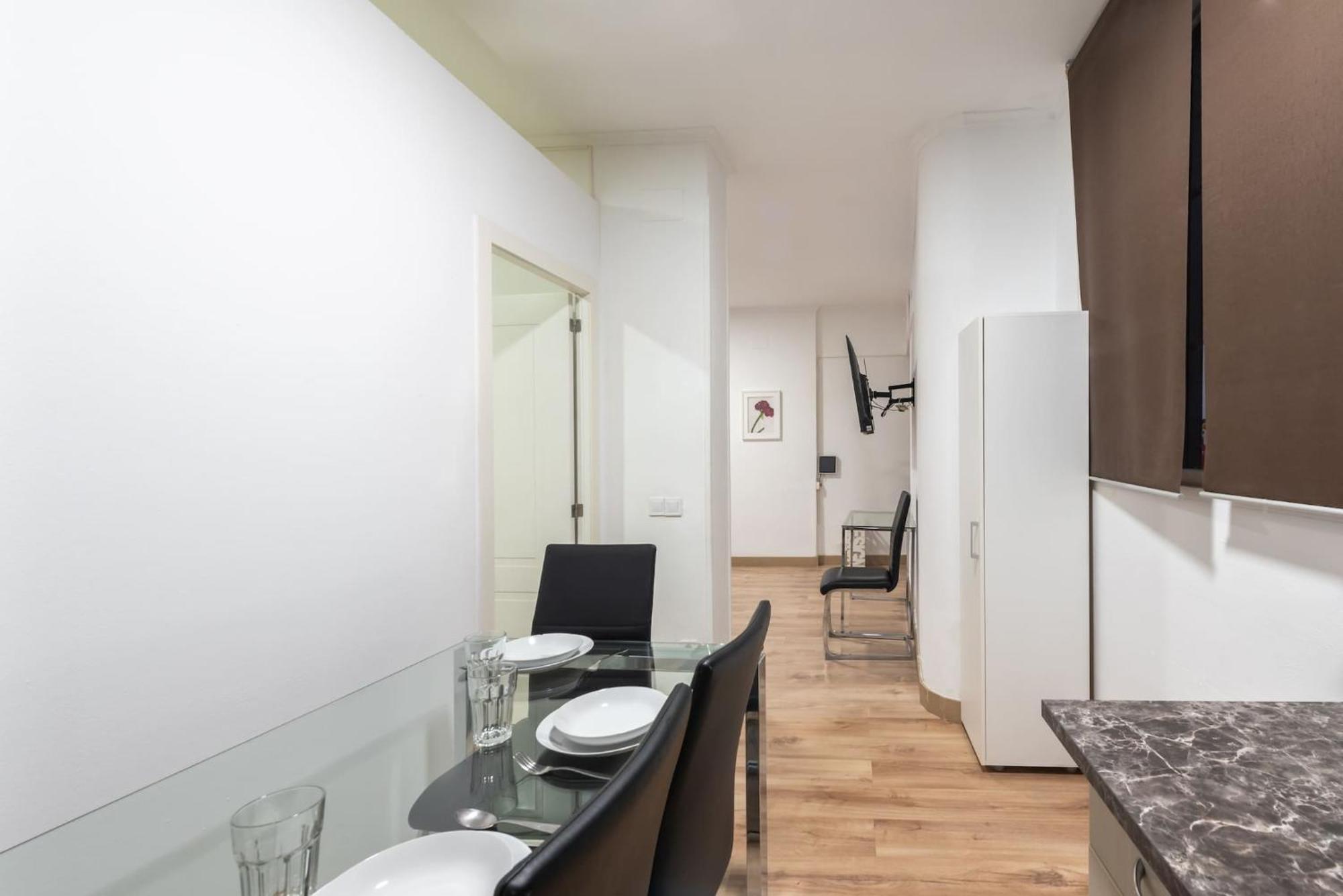 Apartamentos Day Madrid Luna Centro Gran Via Sol Malasana Экстерьер фото