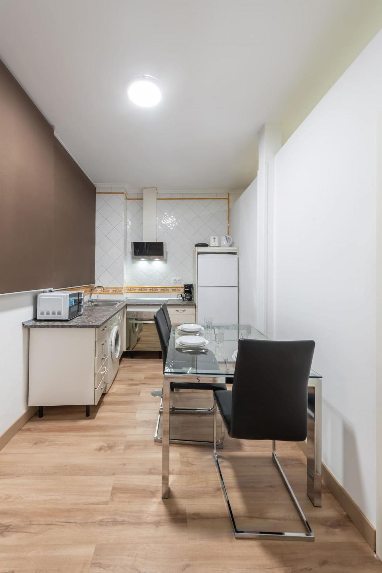 Apartamentos Day Madrid Luna Centro Gran Via Sol Malasana Экстерьер фото